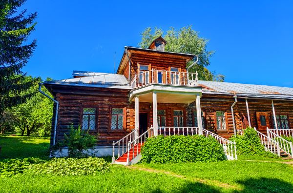Маршрут выходного дня: Никольское-Вяземское, усадьба Толстого.