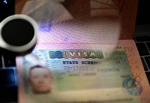 В Евросоюзе задумались о квотах на шенгенские визы для россиян