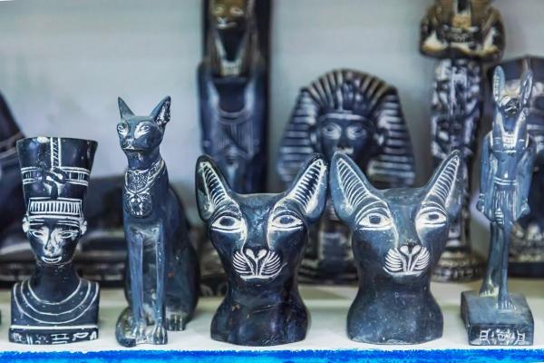 Египетские сувениры: как не купить подделку