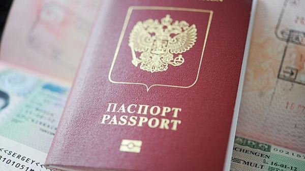 Туристы боятся не попасть в Китай из-за истекающего срока паспорта