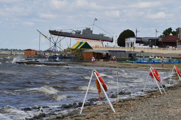 Бархатный сезон: можно ли съездить на море дёшево?
