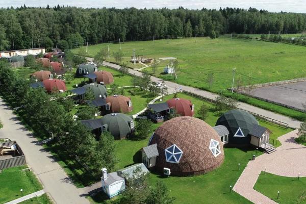 ТОП-15 отелей с конюшнями недалеко от Москвы