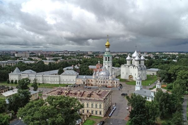 Где полюбоваться белыми ночами в России: лучшие города и маршруты