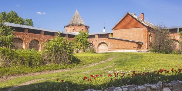 Турэксперт Васильева назвала лучшие места для осенних фотосессий в Подмосковье